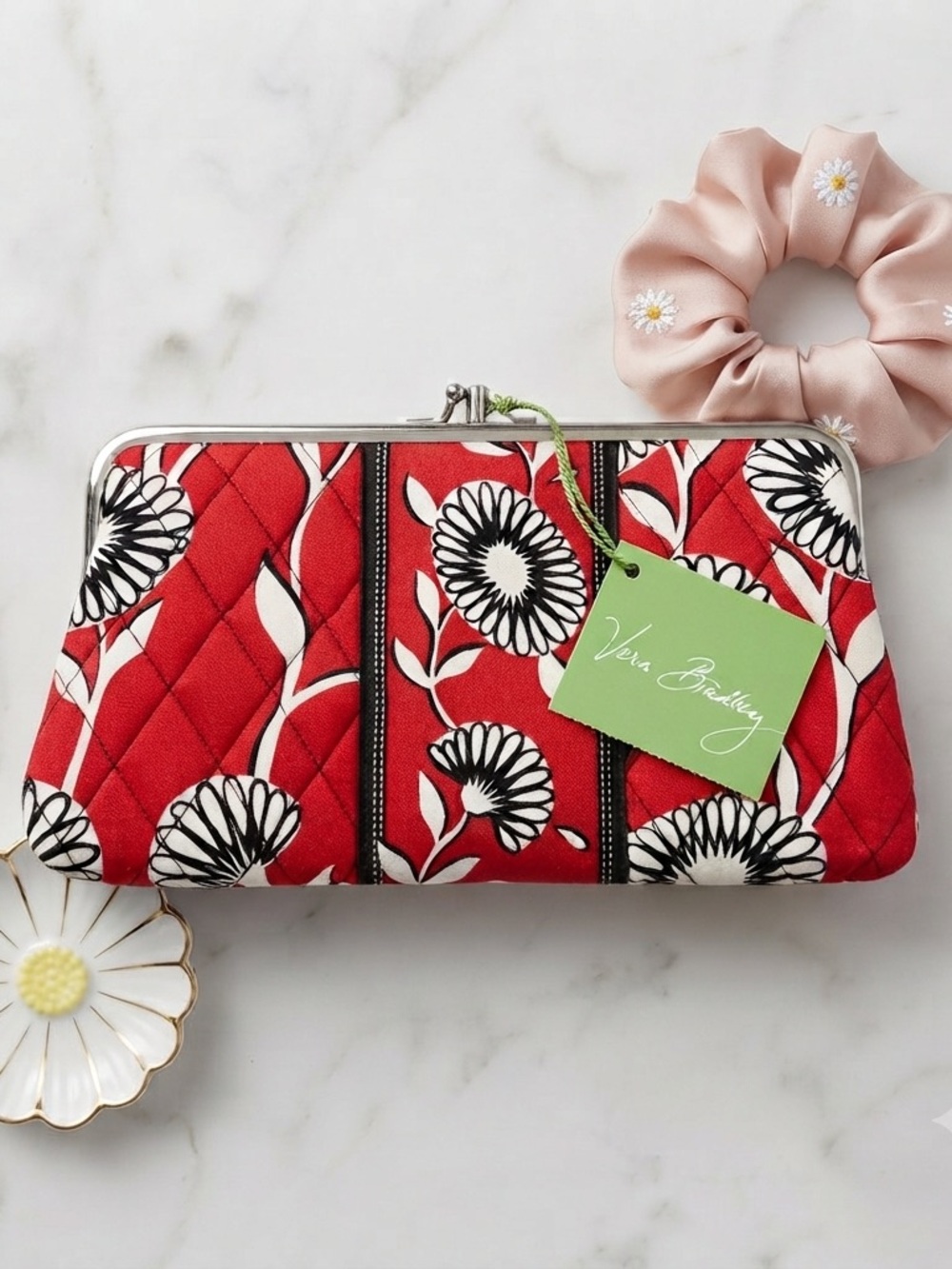 Vera Bradley Deco Daisy Clutch